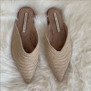 Zara Trafaluc women’s woven straw raffia mules/slides beige 37EU-6.5/7US